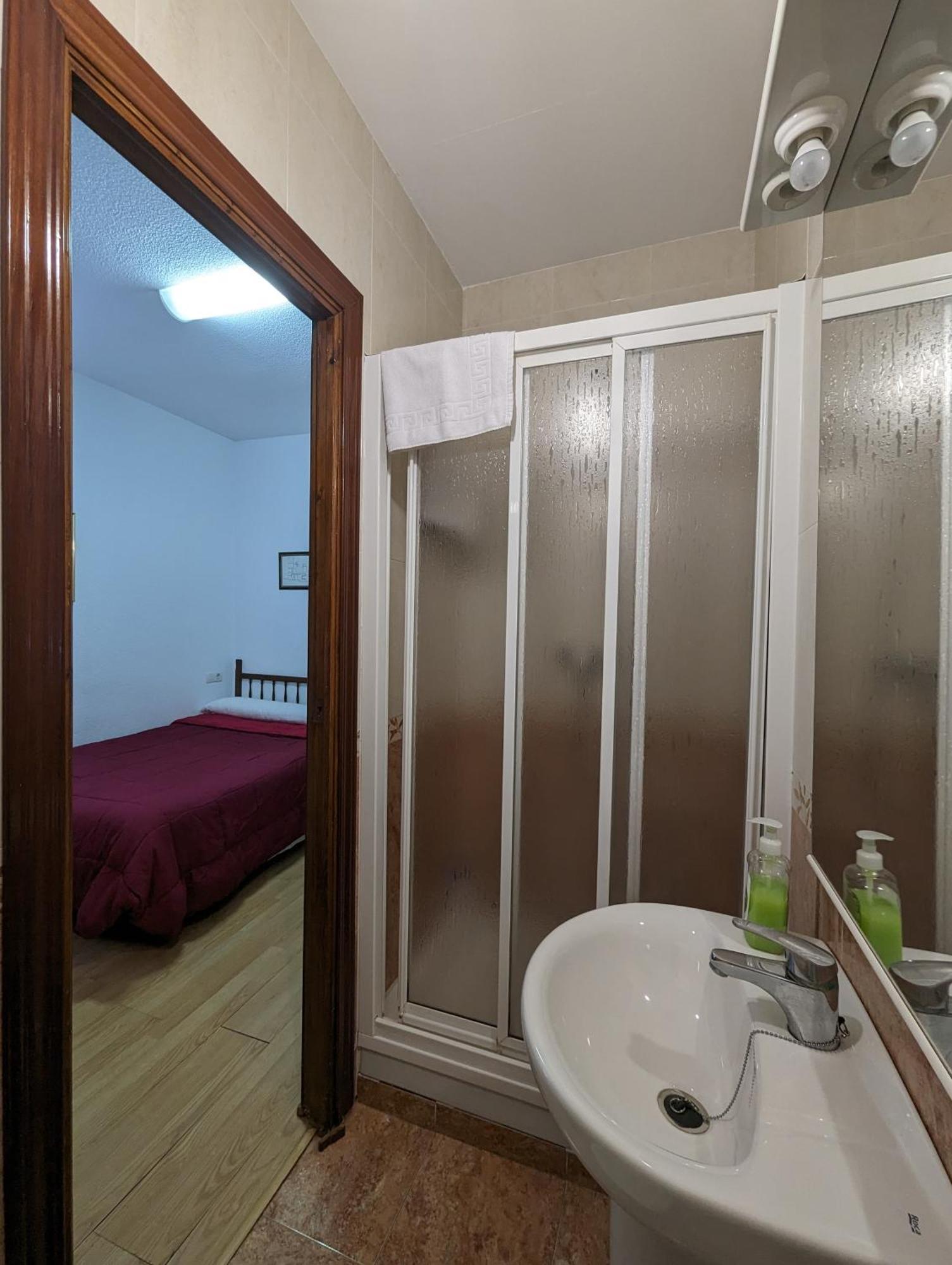 Pension Ciudad Navarro Ramos グラナダ エクステリア 写真