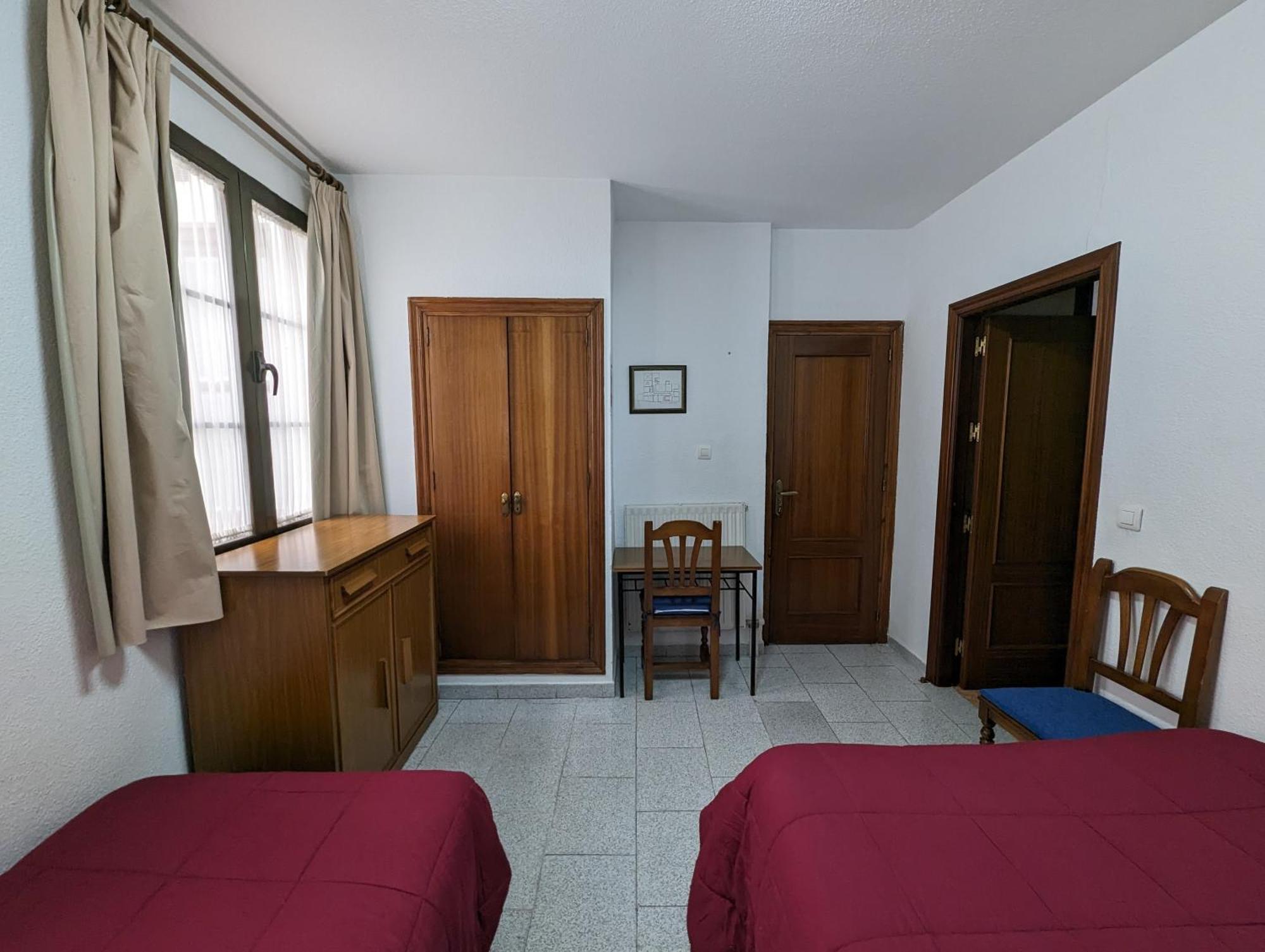 Pension Ciudad Navarro Ramos グラナダ エクステリア 写真