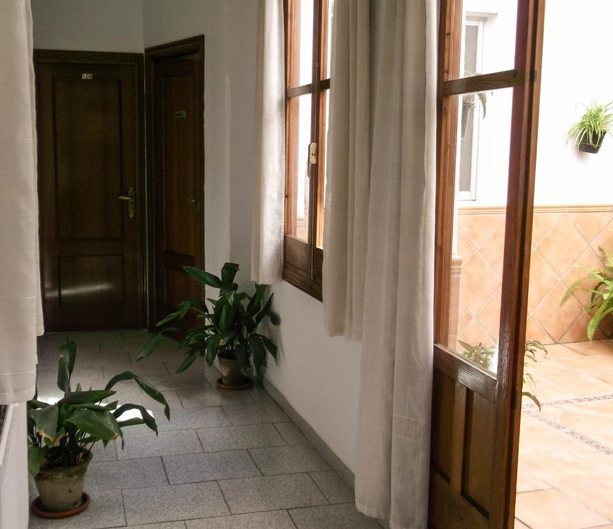 Pension Ciudad Navarro Ramos グラナダ エクステリア 写真
