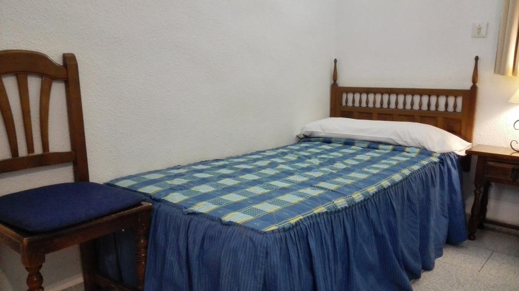 Pension Ciudad Navarro Ramos グラナダ エクステリア 写真